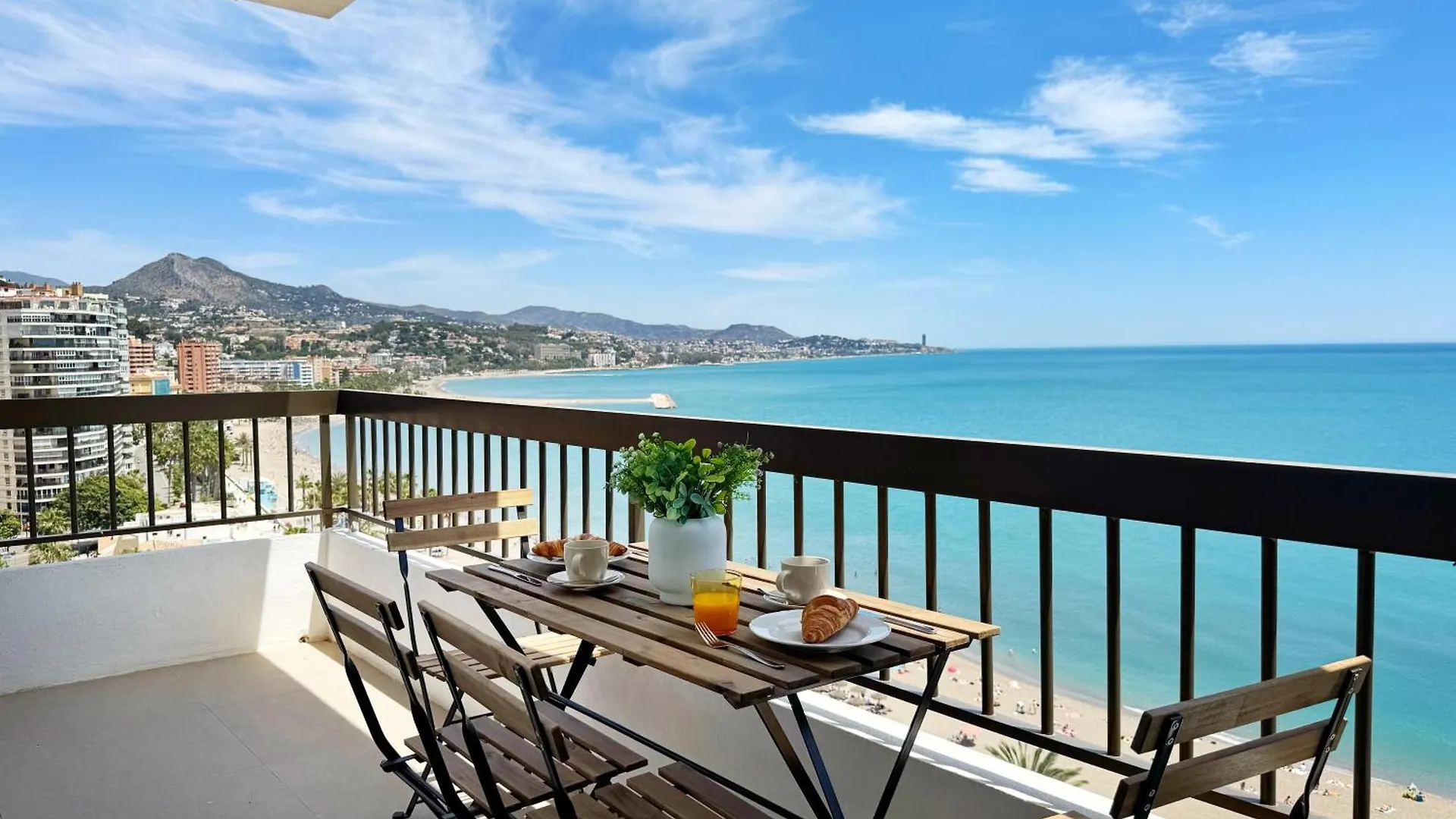 Apartamento Malagueta Premium Con Terraza Y Vistas Al Mar Malaga