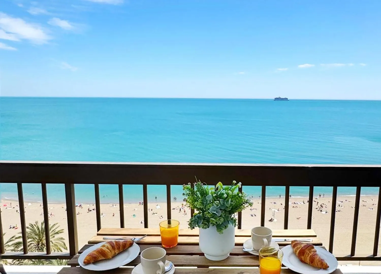 Apartamento Malagueta Premium Con Terraza Y Vistas Al Mar Malaga 0*,